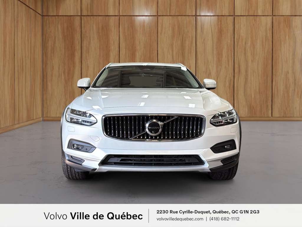 2023 Volvo V90