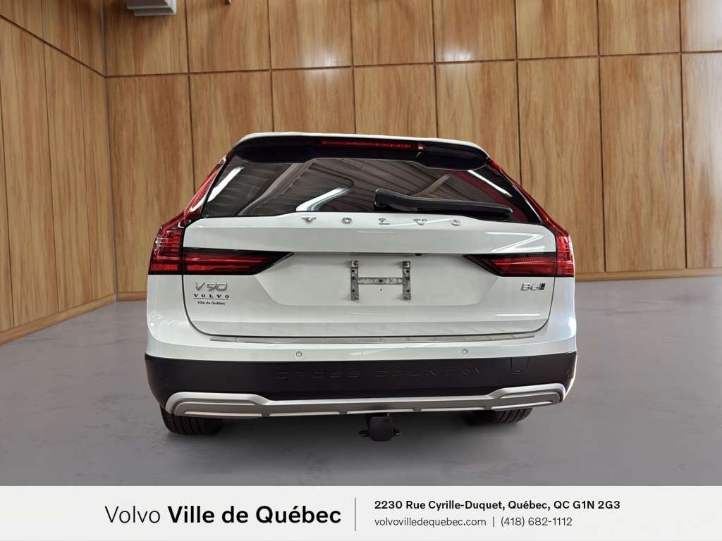 2023 Volvo V90