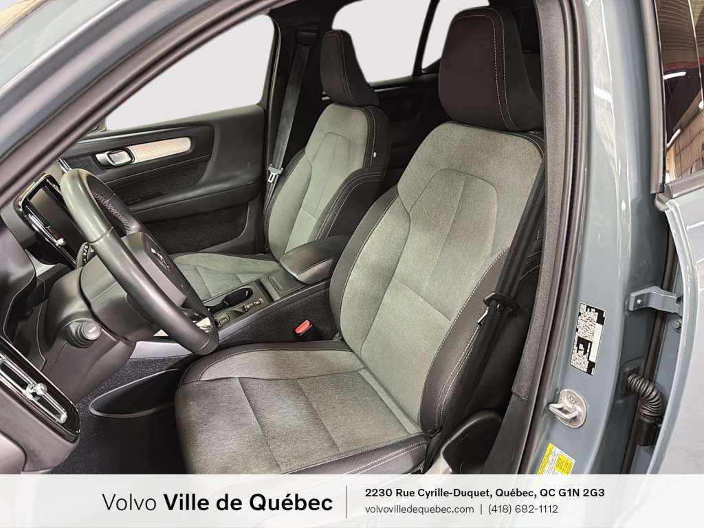 2023 Volvo XC40